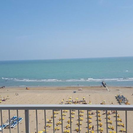 Residence Centro Commerciale - Walterigato Apartments Solo Per Famiglie Lido di Jesolo Luaran gambar