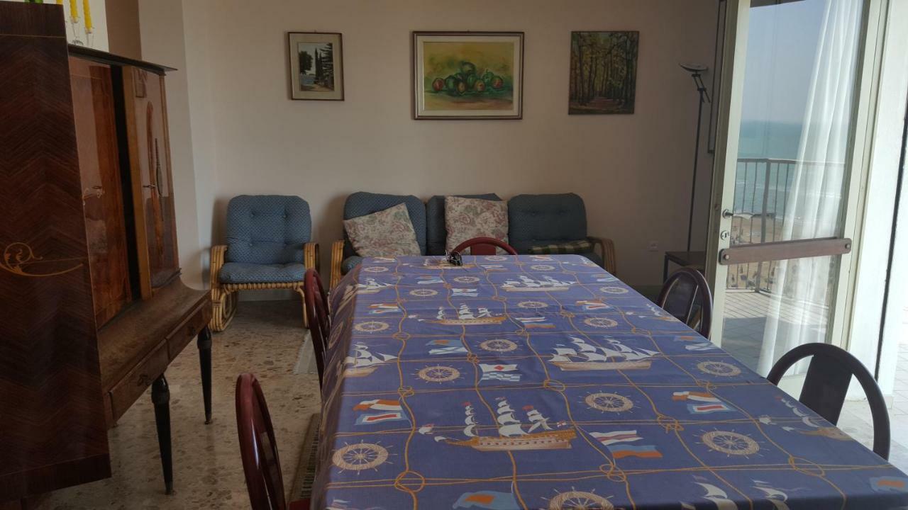 Residence Centro Commerciale - Walterigato Apartments Solo Per Famiglie Lido di Jesolo Luaran gambar